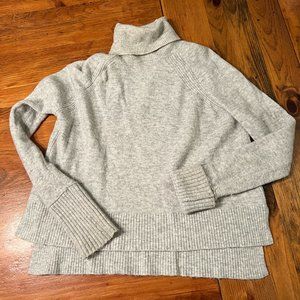 J. Crew Gray Textured Turtleneck Sweater Top Long Sleeves Sz XXS